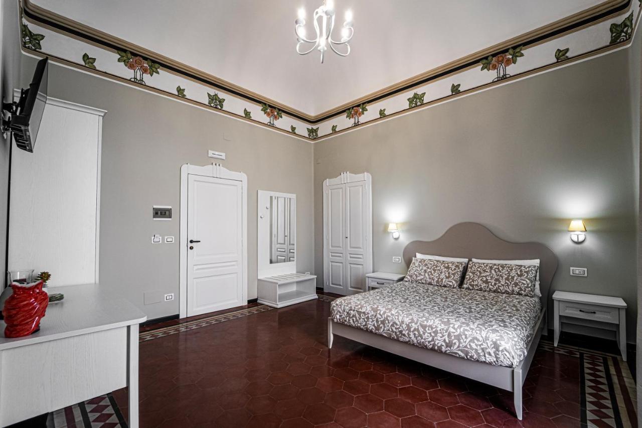 Gli Specchi Di Archimede Bed & Breakfast Syracuse Exterior photo