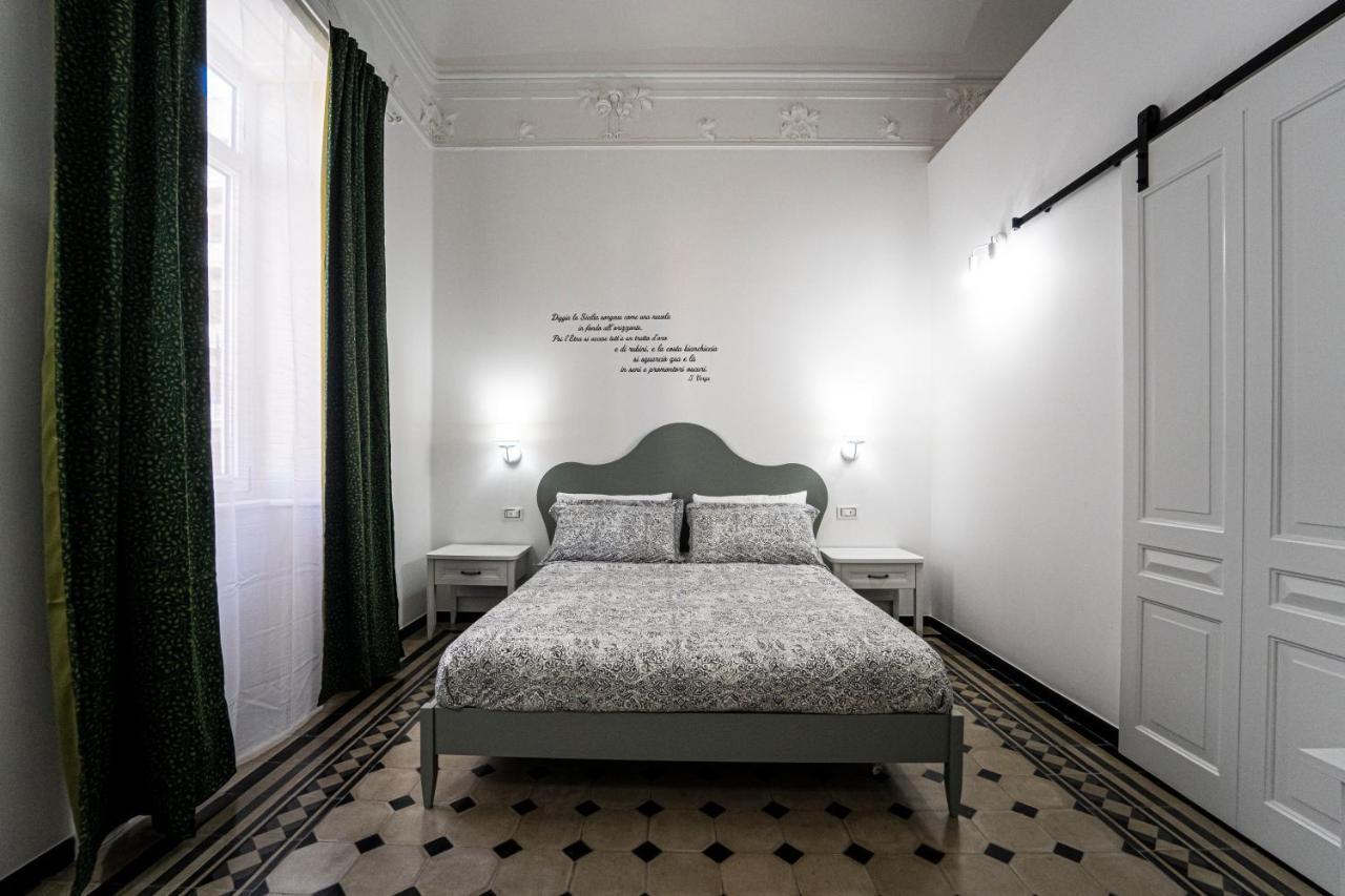 Gli Specchi Di Archimede Bed & Breakfast Syracuse Exterior photo